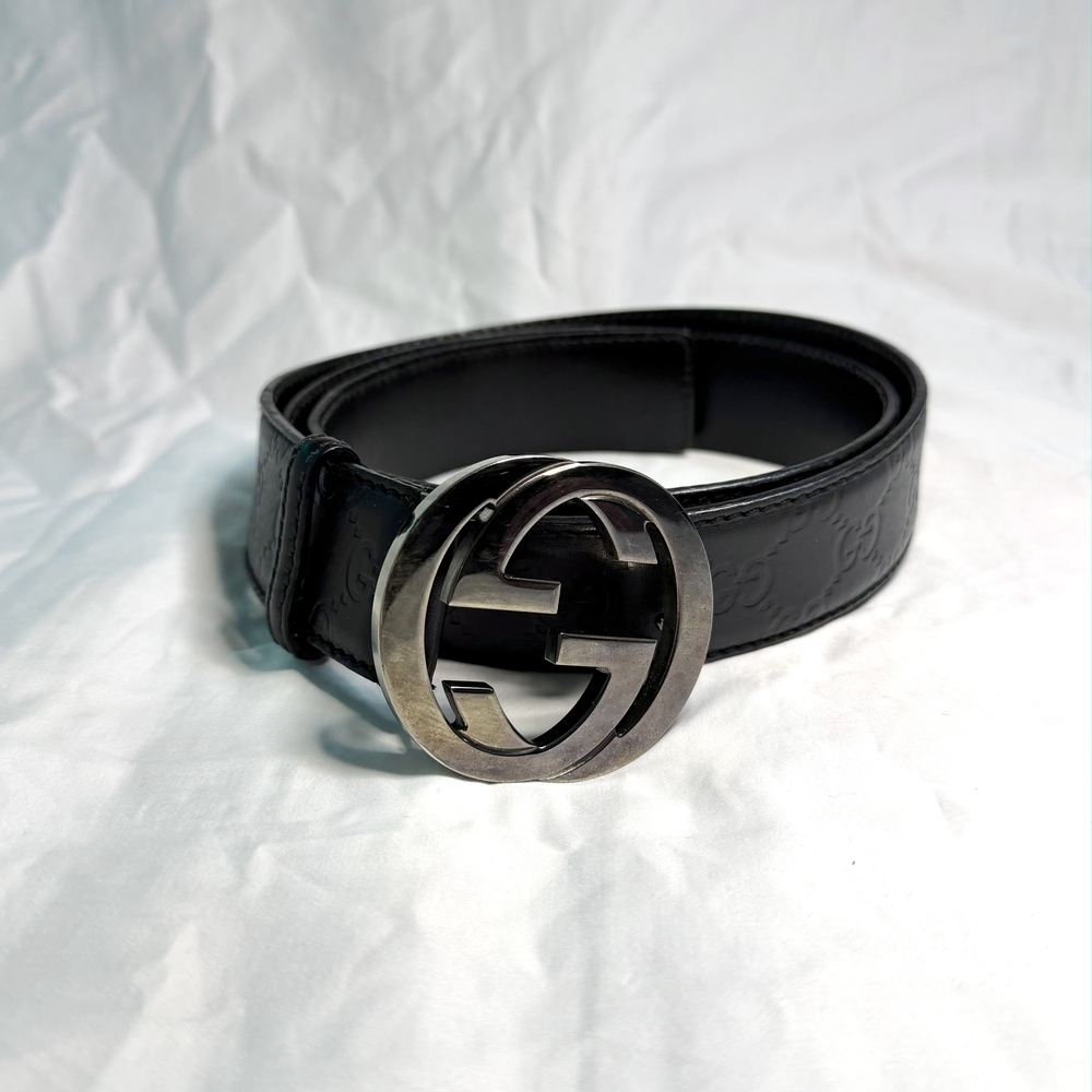 Gucci Signature Leather Belt with Interlocking G Buckle